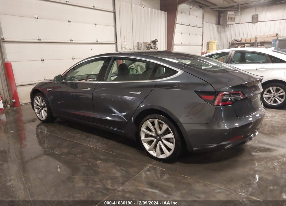 2018 TESLA MODEL 3 LONG RANGE/MID RANGE VIN: 5YJ3E1EA2JF052853