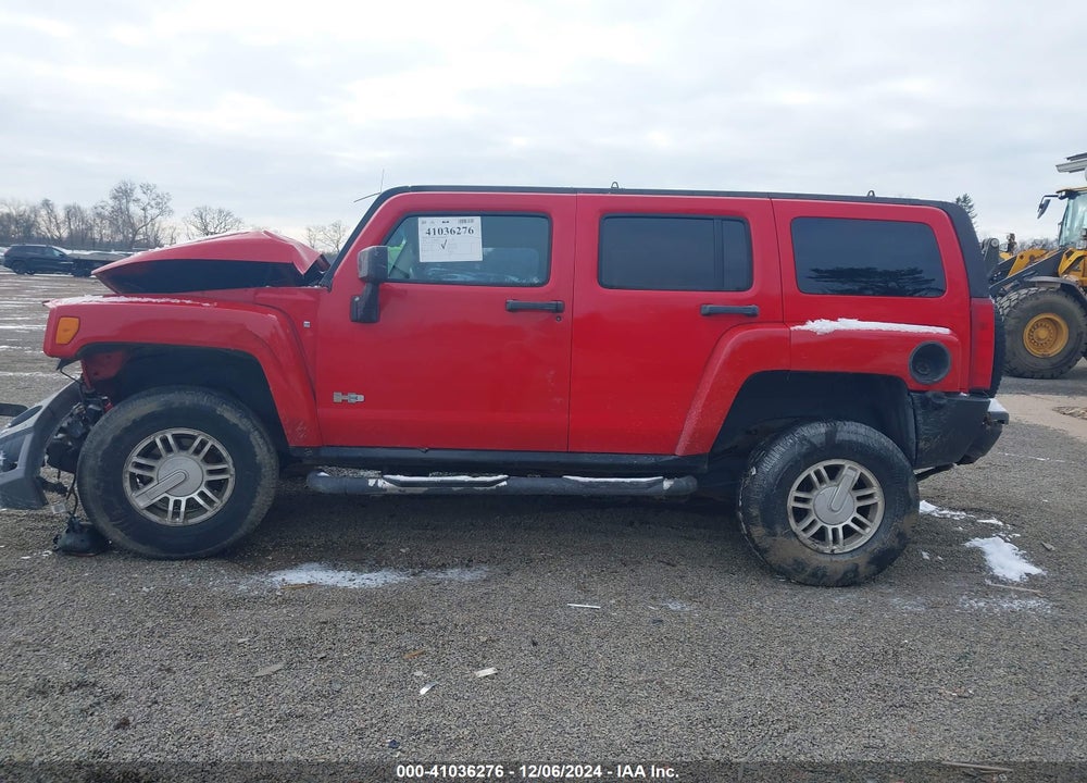 2006 HUMMER H3 SUV VIN: 5GTDN136868213516