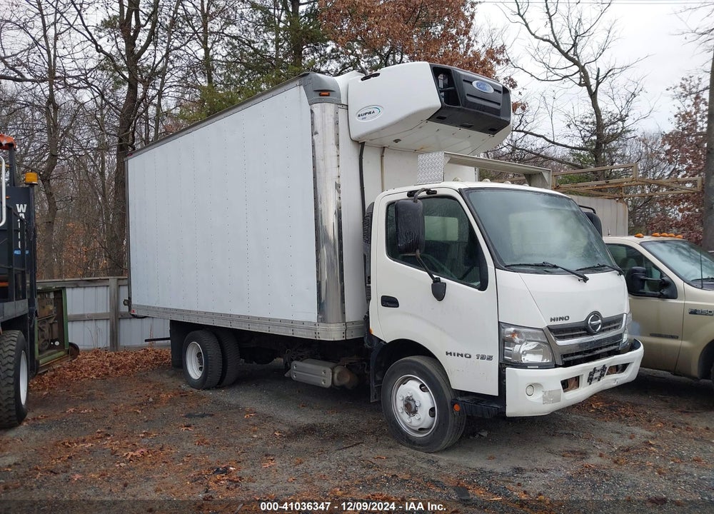 2017 HINO XJC720/XFC720 VIN: JHHRDM2H8HK004140
