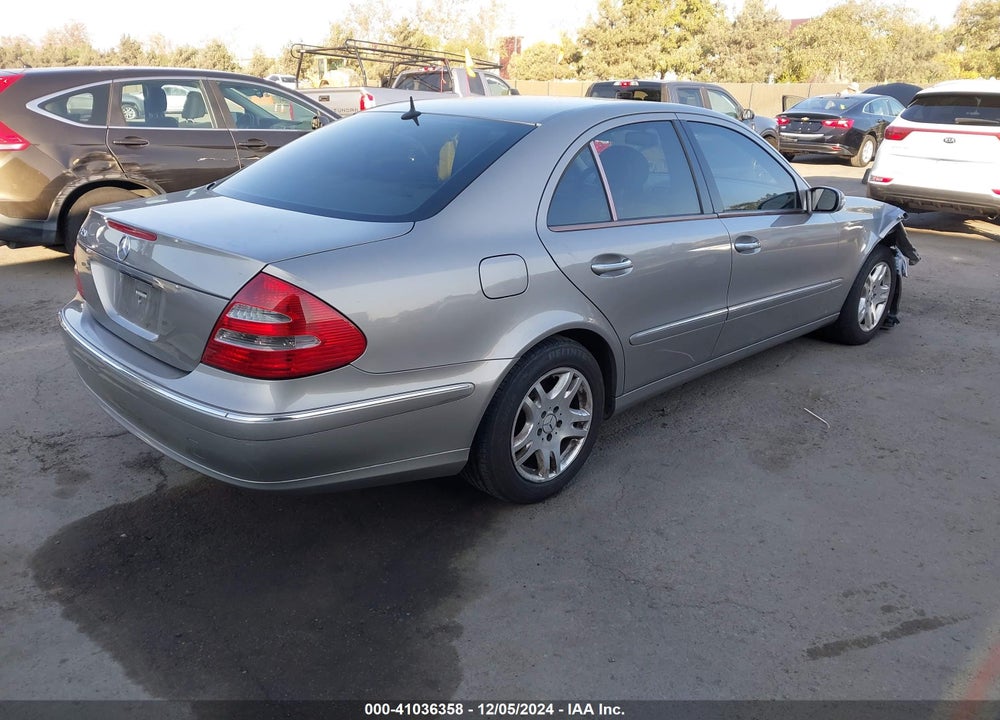 2005 MERCEDES-BENZ E 320 VIN: WDBUF65J75A618677