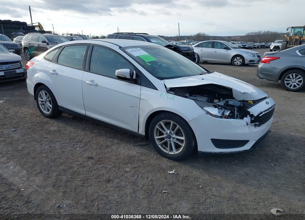 2016 FORD FOCUS SE VIN: 1FADP3F29GL234949