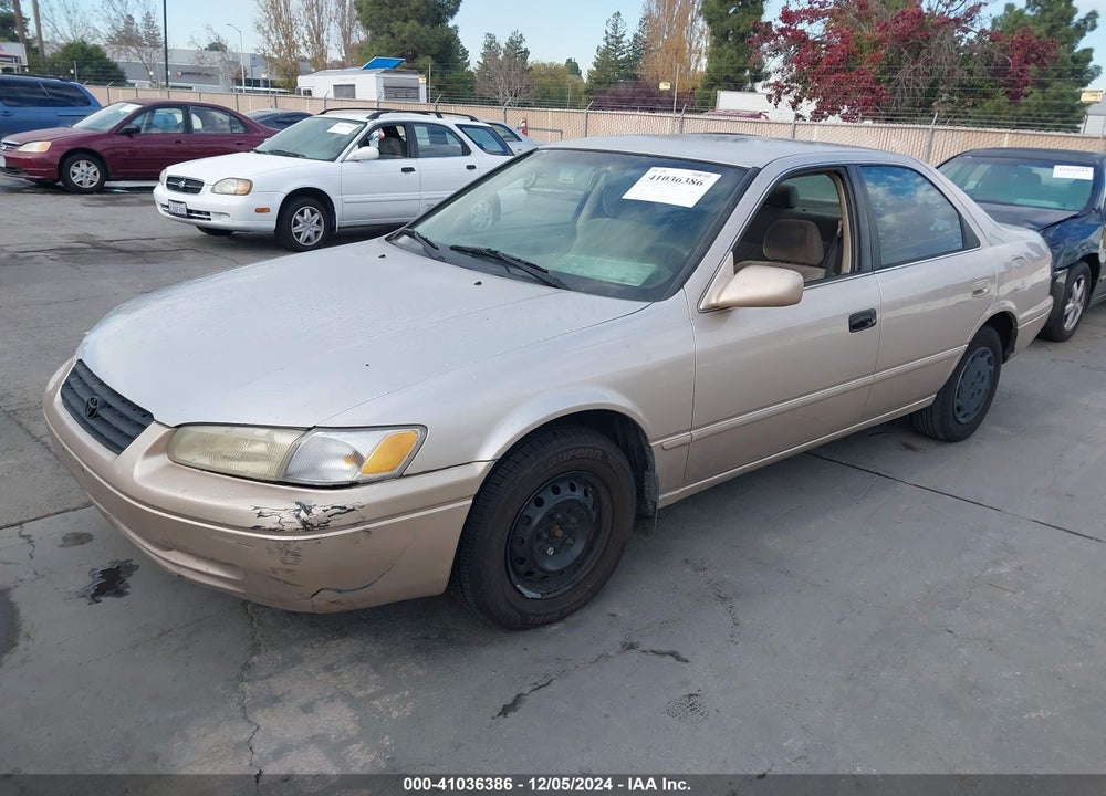 1997 TOYOTA CAMRY LE VIN: 4T1BG22K9VU790974