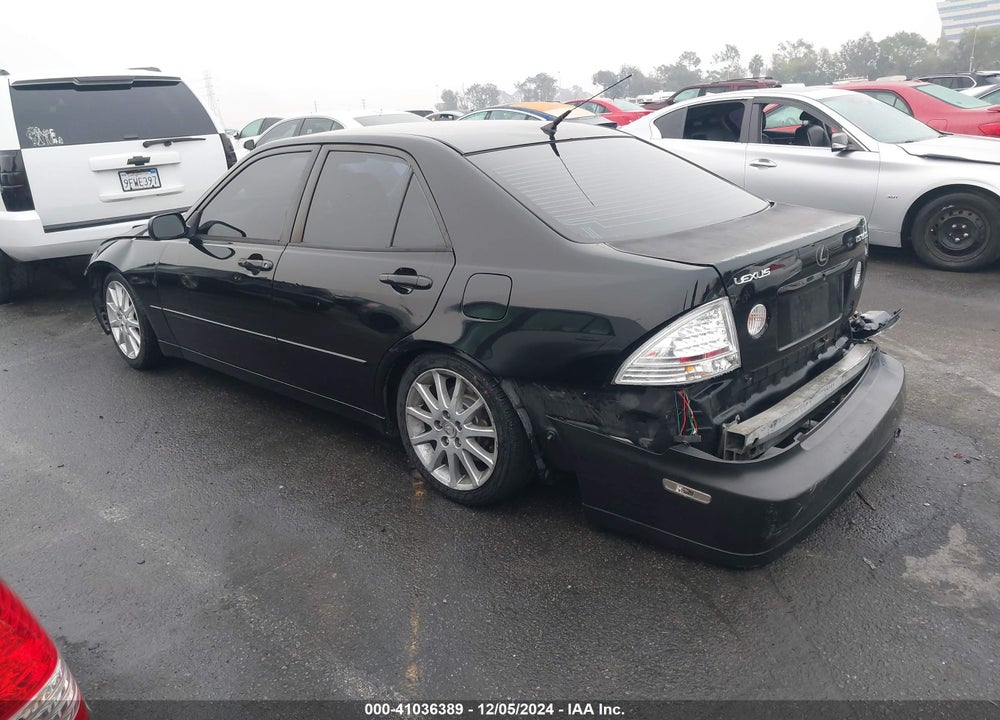 2001 LEXUS IS 300 VIN: JTHBD182710005544