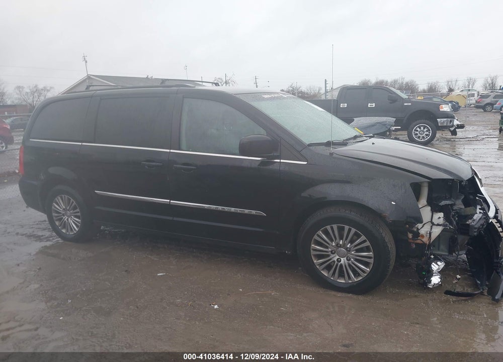 2014 CHRYSLER TOWN & COUNTRY VIN: 2C4RC1CG6ER421229