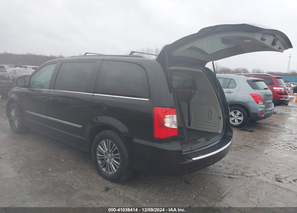 2014 CHRYSLER TOWN & COUNTRY VIN: 2C4RC1CG6ER421229