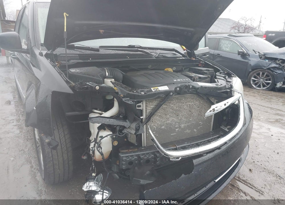 2014 CHRYSLER TOWN & COUNTRY VIN: 2C4RC1CG6ER421229