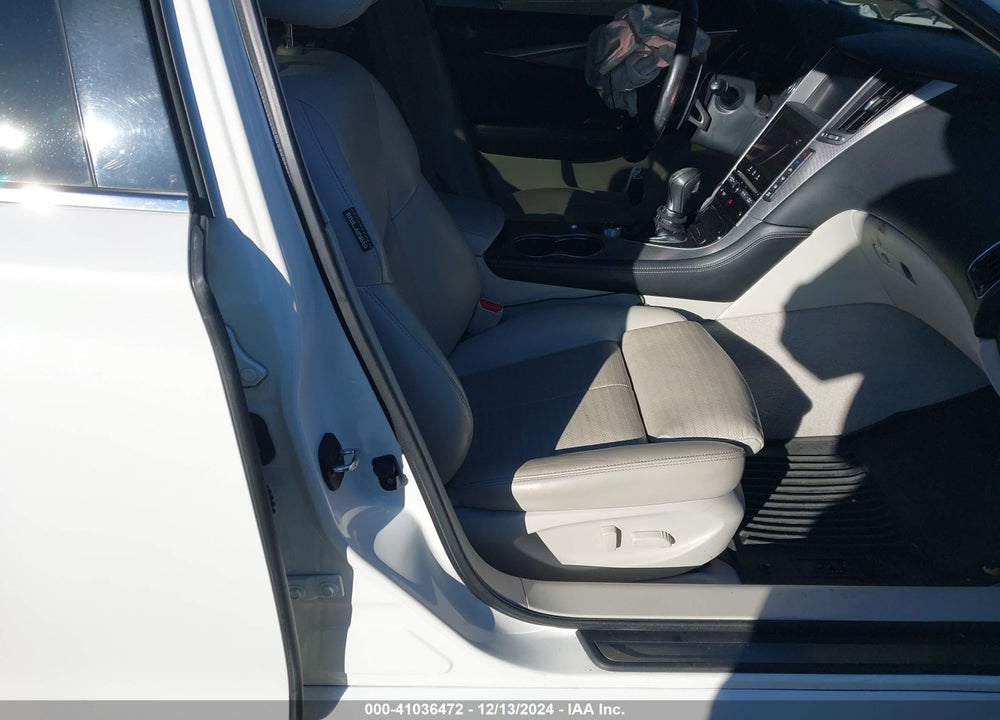 2015 INFINITI Q50 SPORT VIN: JN1BV7AR1FM395018