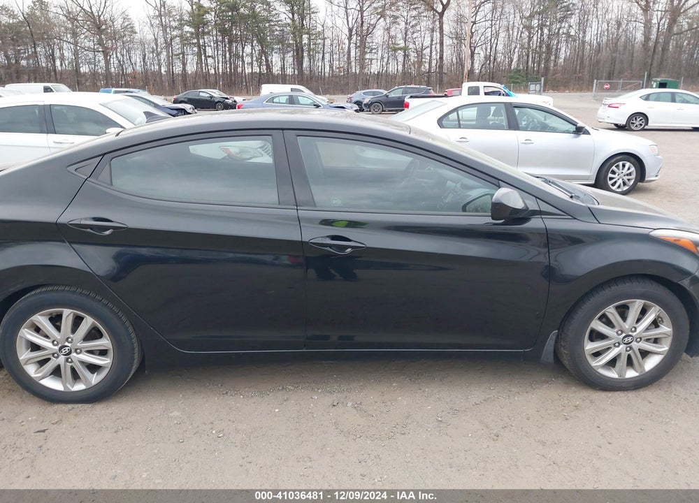 2015 HYUNDAI ELANTRA SE VIN: KMHDH4AE3FU389371