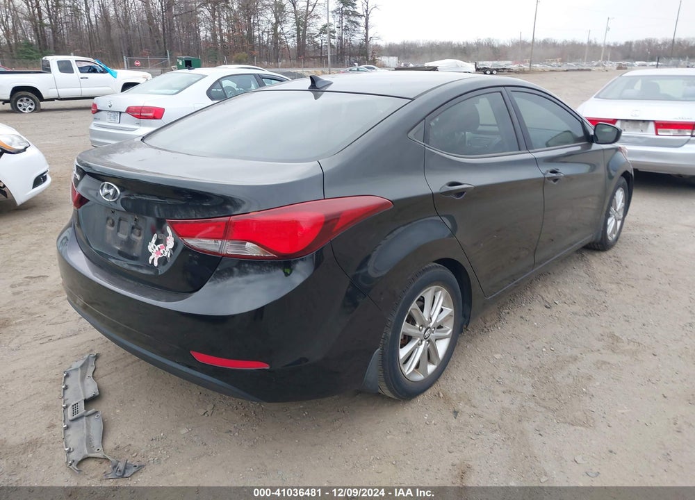 2015 HYUNDAI ELANTRA SE VIN: KMHDH4AE3FU389371