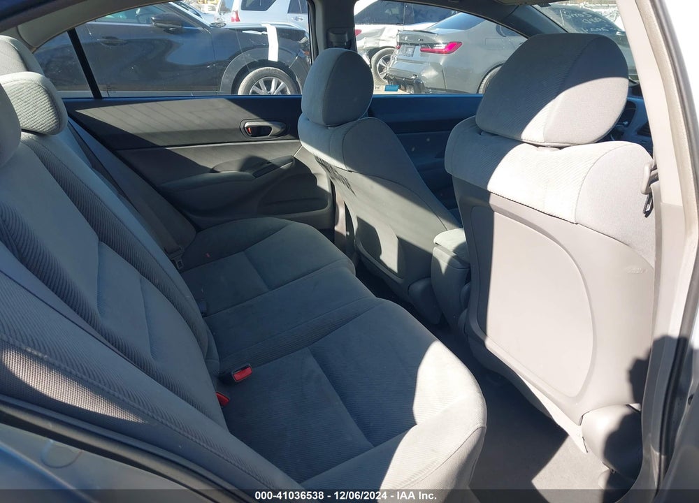 2011 HONDA CIVIC LX VIN: 19XFA1F50BE030206
