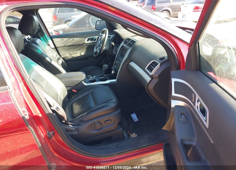 2011 FORD EXPLORER XLT VIN: 1FMHK8D83BGA15111