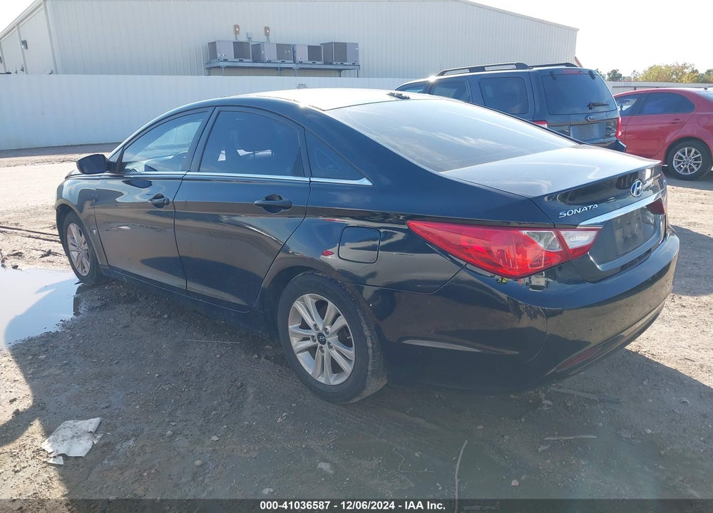 2013 HYUNDAI SONATA GLS VIN: 5NPEB4AC6DH680852