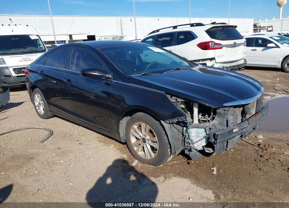2013 HYUNDAI SONATA GLS VIN: 5NPEB4AC6DH680852