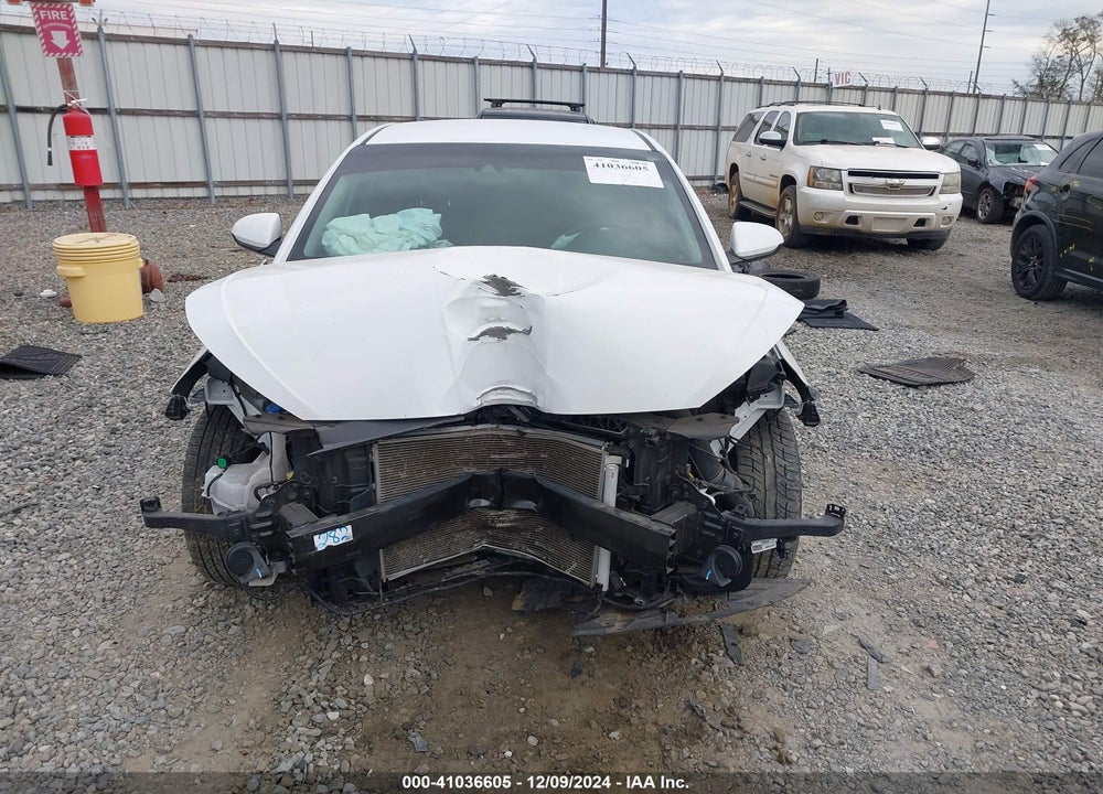 2020 HYUNDAI ELANTRA VIN: 5NPD74LF3LH588715