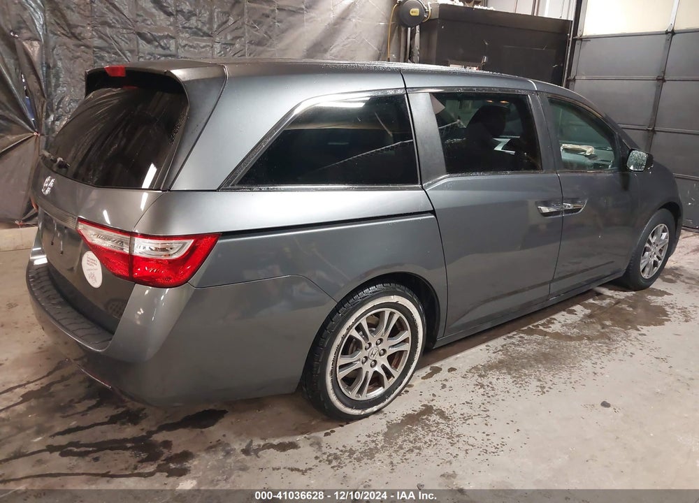 2013 HONDA ODYSSEY EX VIN: 5FNRL5H44DB042312
