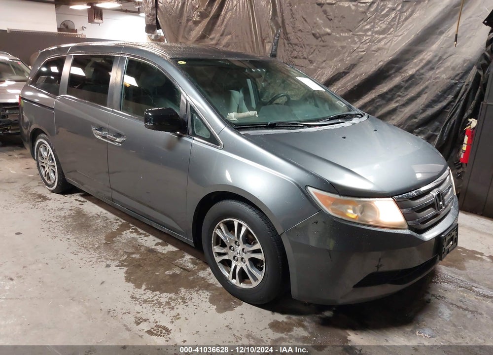 2013 HONDA ODYSSEY EX VIN: 5FNRL5H44DB042312