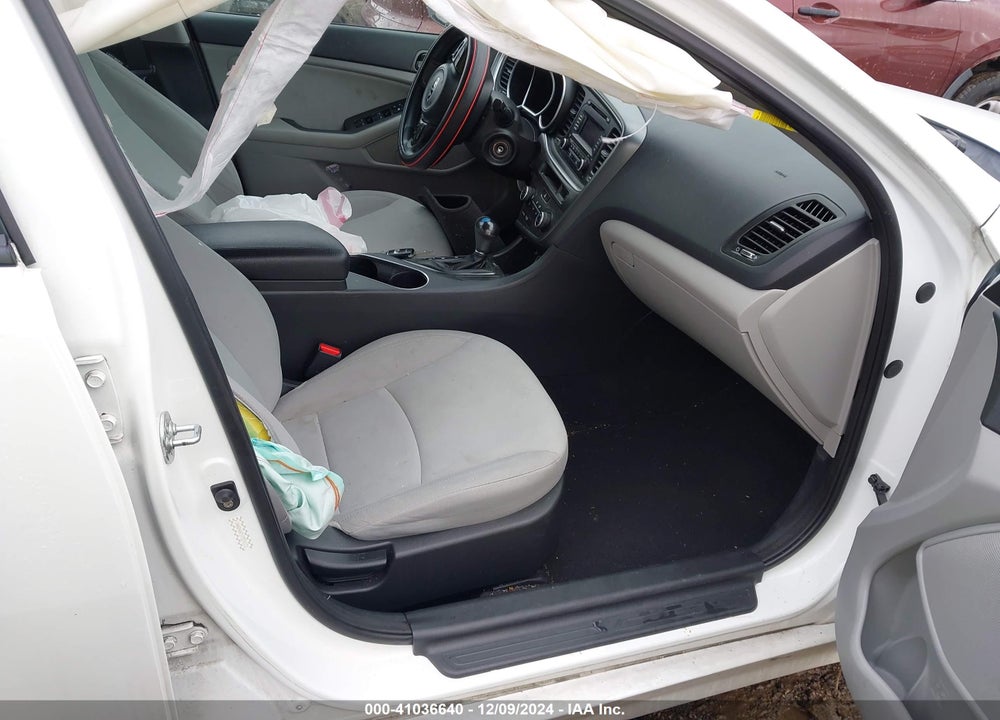 2015 KIA OPTIMA LX VIN: KNAGM4A71F5576372