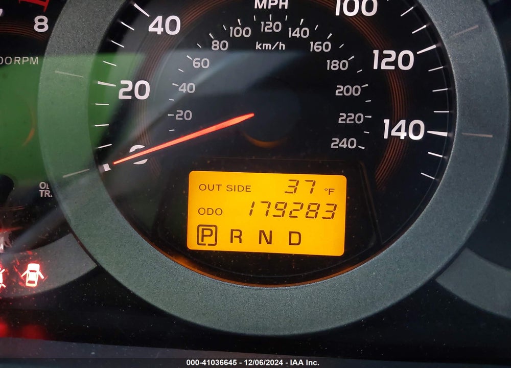2006 TOYOTA RAV4 BASE V6 VIN: JTMZK33V966000837