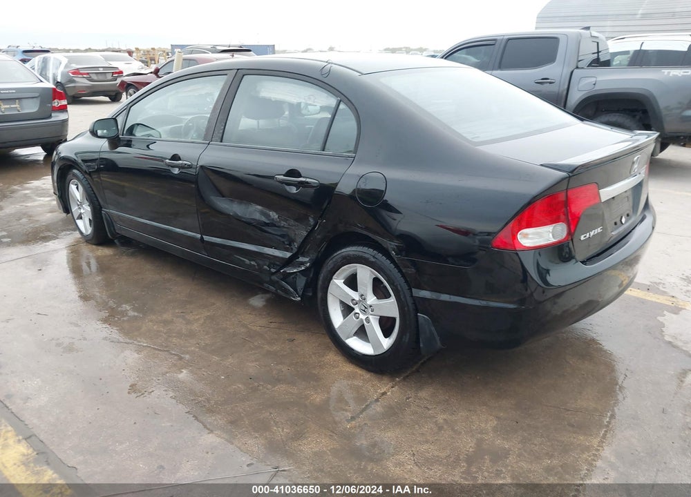 2011 HONDA CIVIC VIN: 19XFA1F61BE037285