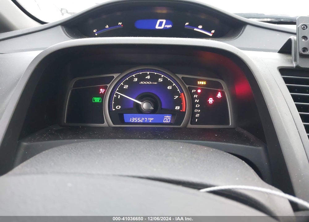 2011 HONDA CIVIC VIN: 19XFA1F61BE037285