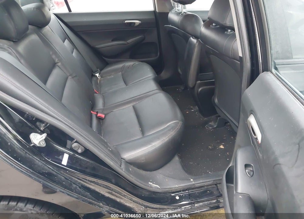 2011 HONDA CIVIC VIN: 19XFA1F61BE037285