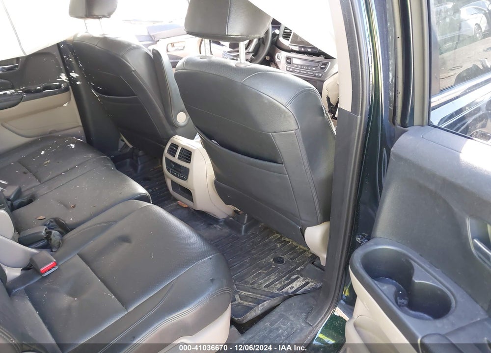 2017 HONDA PILOT EX VIN: 5FNYF5H39HB027904
