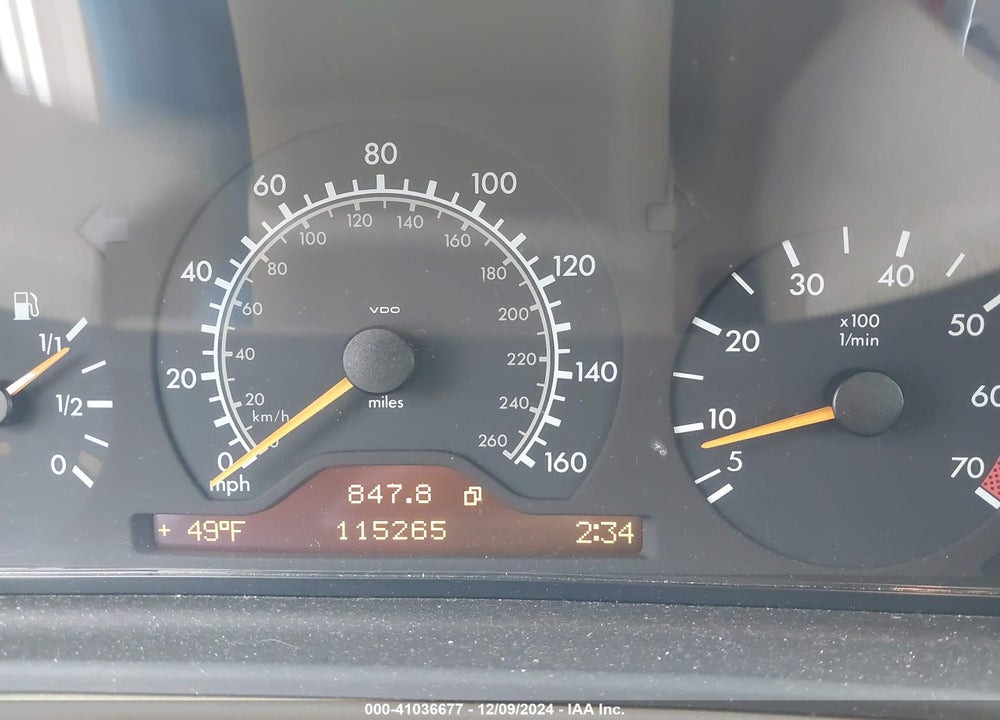1999 MERCEDES-BENZ E 320 VIN: WDBJF65H5XA914722
