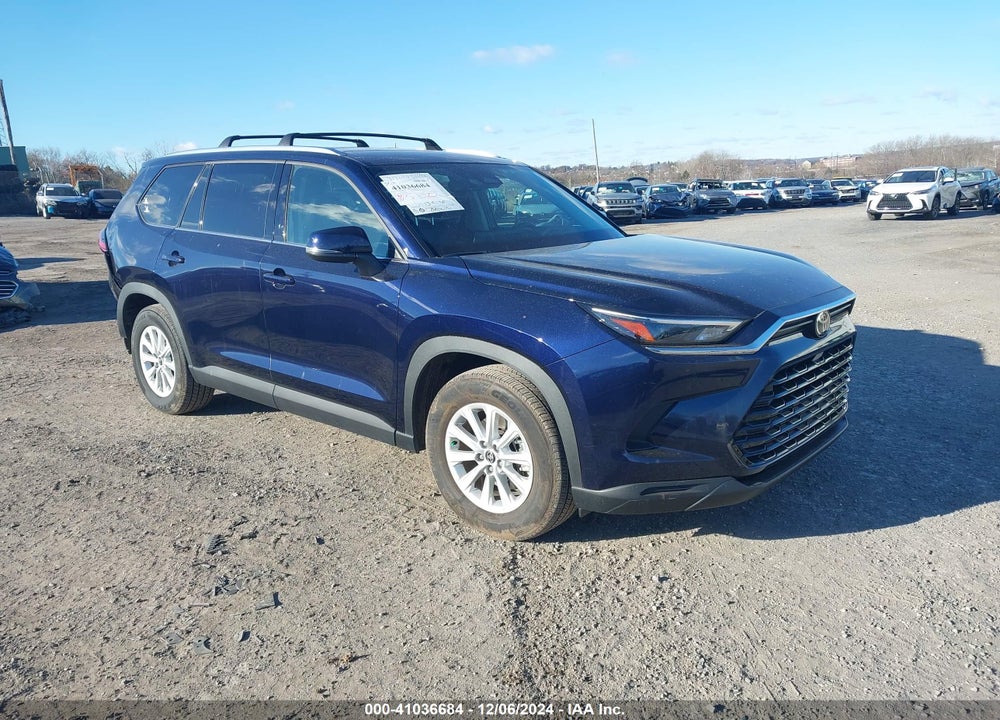 2024 TOYOTA GRAND HIGHLANDER HYBRID XLE VIN: 5TDACAB56RS008673