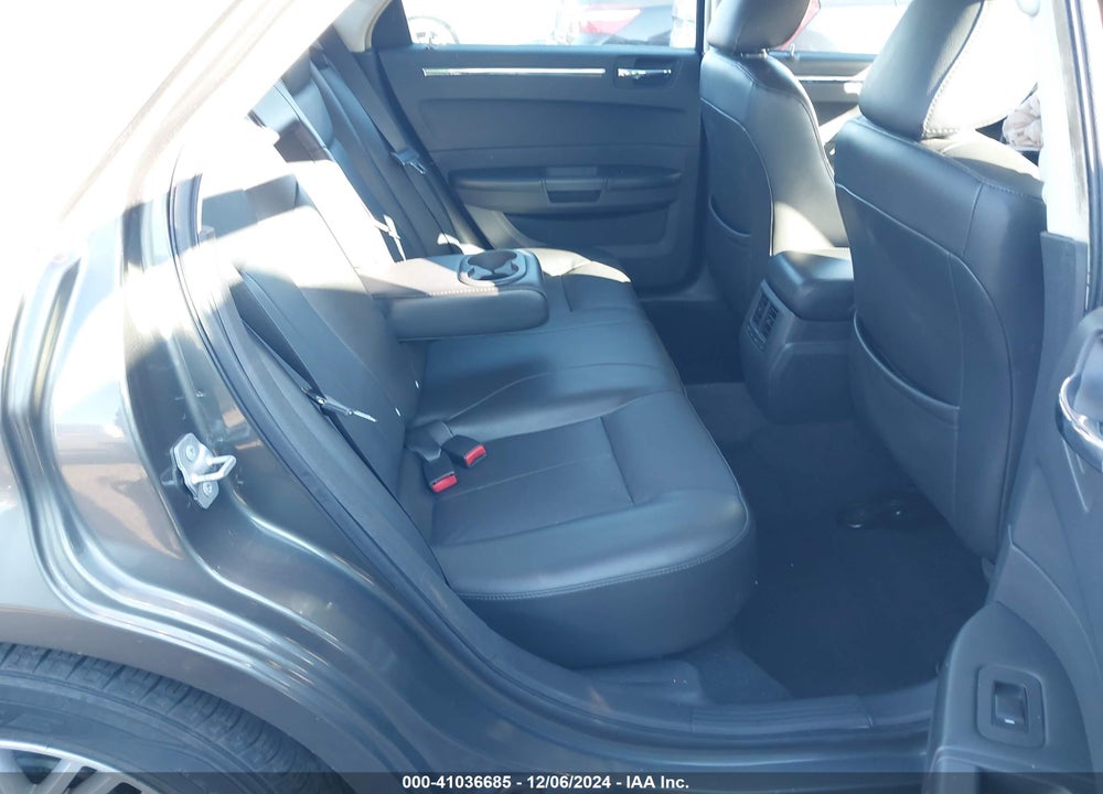 2008 CHRYSLER 300 TOURING VIN: 2C3KA53G98H255219
