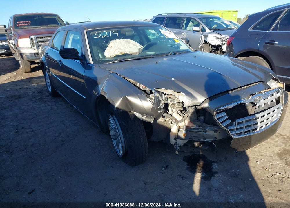 2008 CHRYSLER 300 TOURING VIN: 2C3KA53G98H255219
