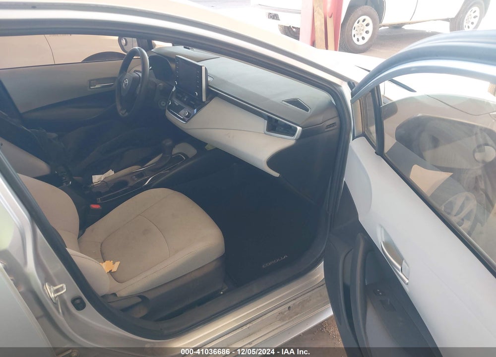 2020 TOYOTA COROLLA LE VIN: JTDEPRAE4LJ075265