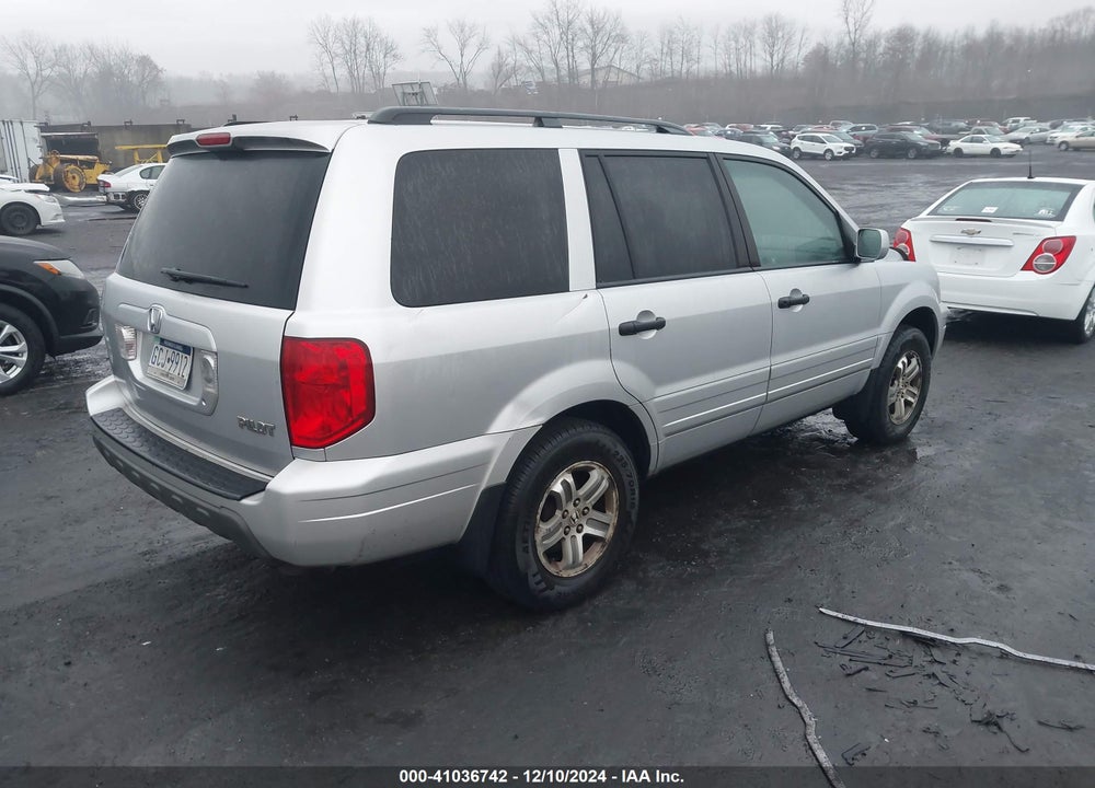 2005 HONDA PILOT EX-L VIN: 5FNYF18605B030317