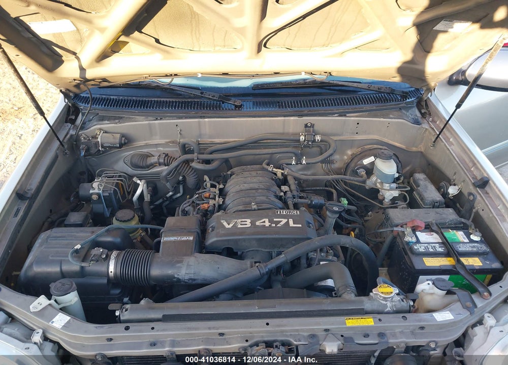 2005 TOYOTA SEQUOIA SR5 V8 VIN: 5TDZT34A45S248601