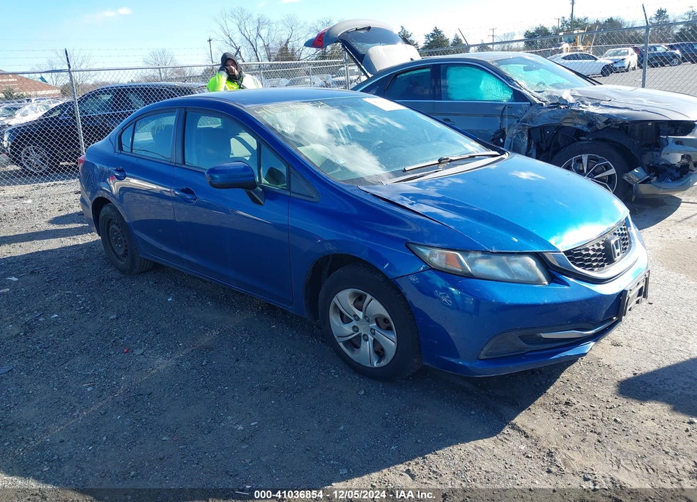 2014 HONDA CIVIC LX VIN: 2HGFB2F57EH559357