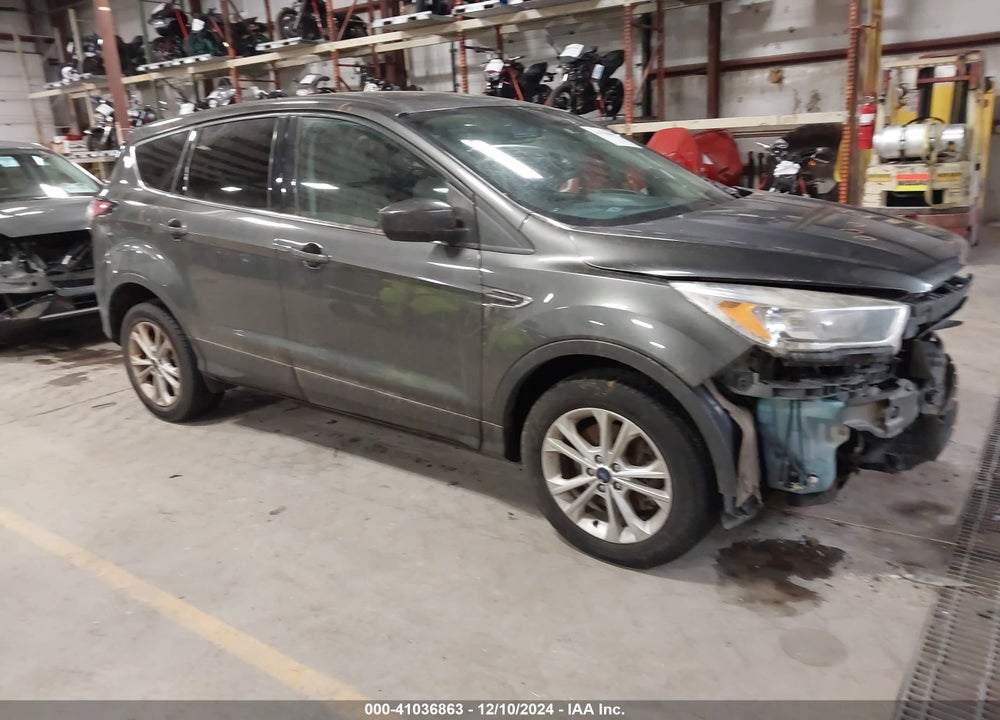 2017 FORD ESCAPE SE VIN: 1FMCU9GD9HUD30377