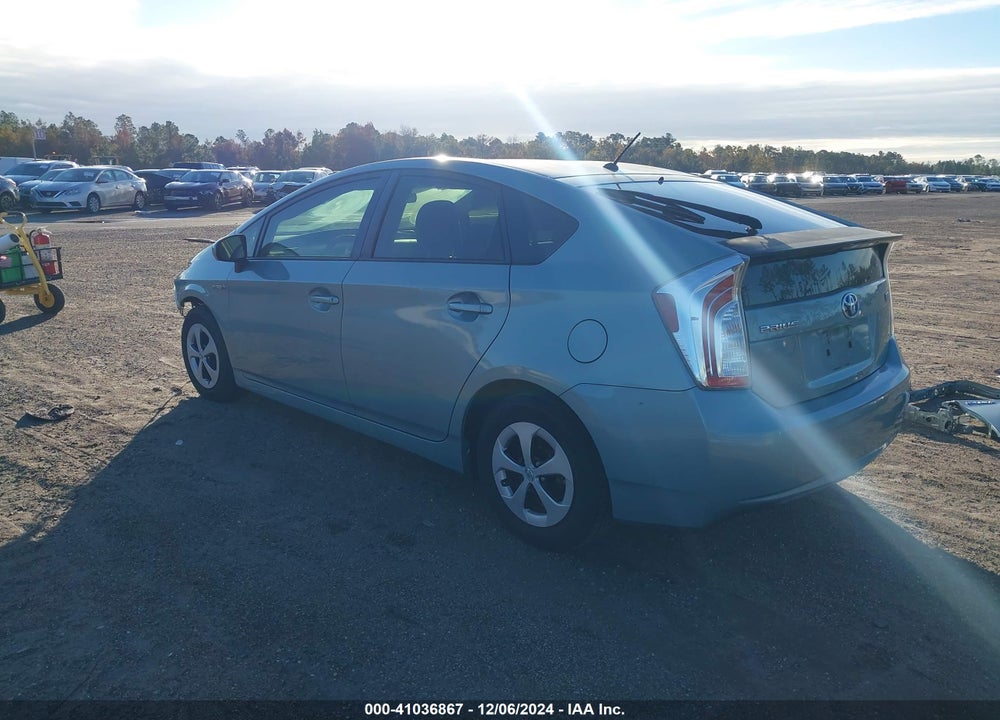 2014 TOYOTA PRIUS TWO VIN: JTDKN3DUXE1824937