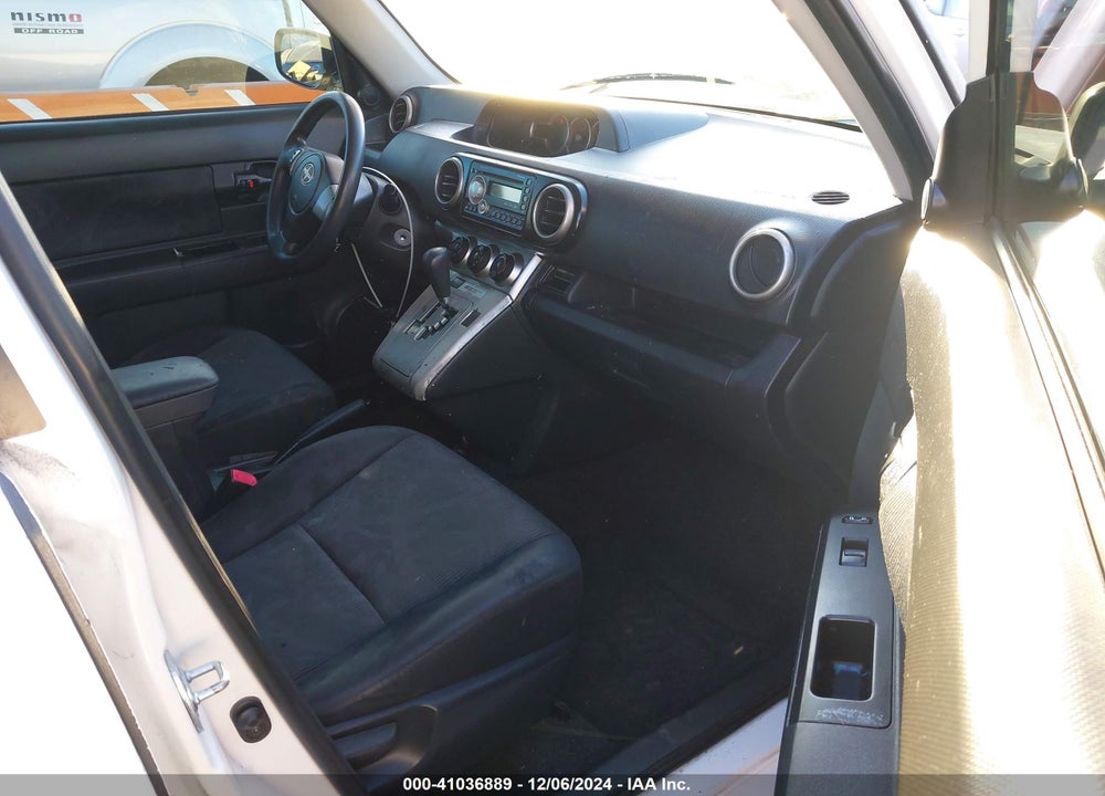 2011 SCION XB VIN: JTLZE4FE9B1136163