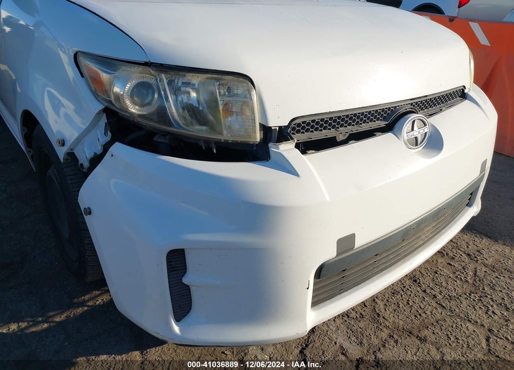 2011 SCION XB VIN: JTLZE4FE9B1136163