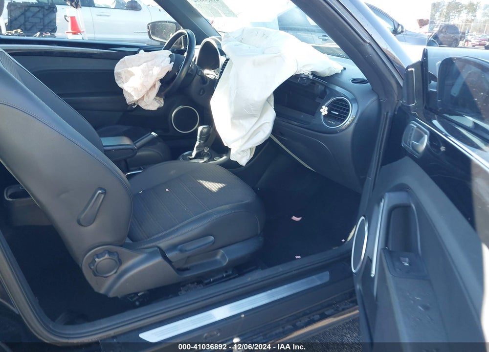 2013 VOLKSWAGEN BEETLE 2.0T TURBO VIN: 3VWV67AT4DM607430