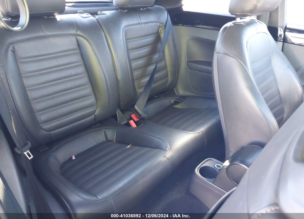 2013 VOLKSWAGEN BEETLE 2.0T TURBO VIN: 3VWV67AT4DM607430