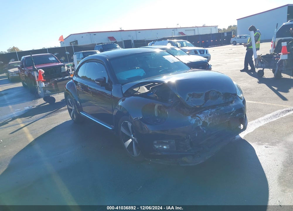 2013 VOLKSWAGEN BEETLE 2.0T TURBO VIN: 3VWV67AT4DM607430