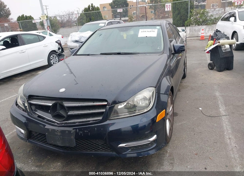 2014 MERCEDES-BENZ C 250 LUXURY/SPORT VIN: WDDGF4HB7ER306597