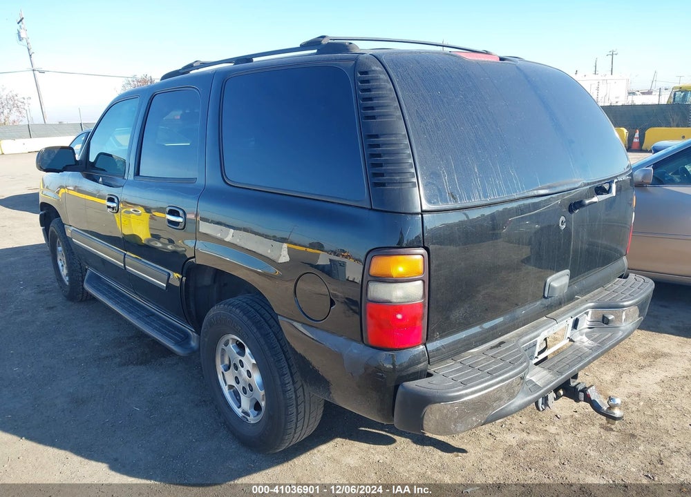2005 CHEVROLET TAHOE LS VIN: 1GNEC13T35J208407