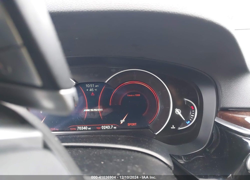 2019 BMW 540I VIN: WBAJE5C57KWW03356