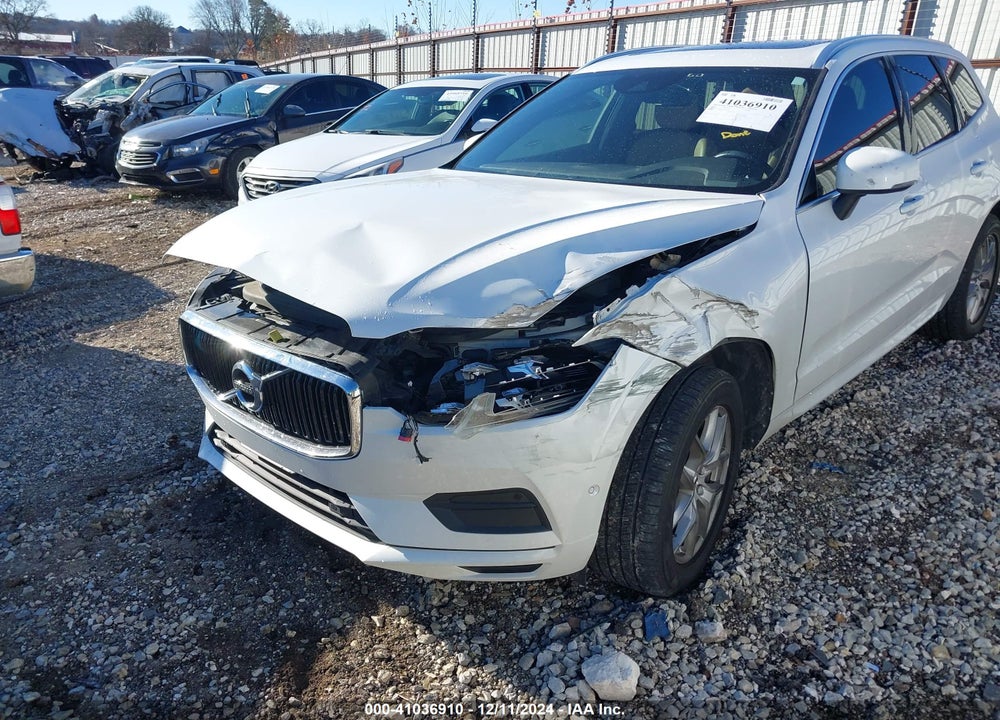 2018 VOLVO XC60 T5 MOMENTUM VIN: LYV102RK6JB106557