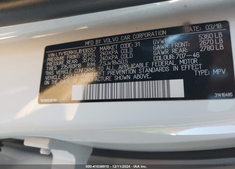 2018 VOLVO XC60 T5 MOMENTUM VIN: LYV102RK6JB106557