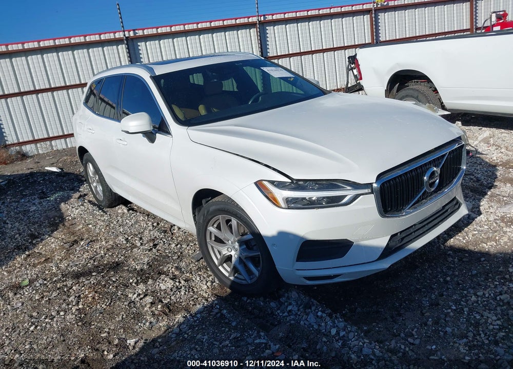 2018 VOLVO XC60 T5 MOMENTUM VIN: LYV102RK6JB106557