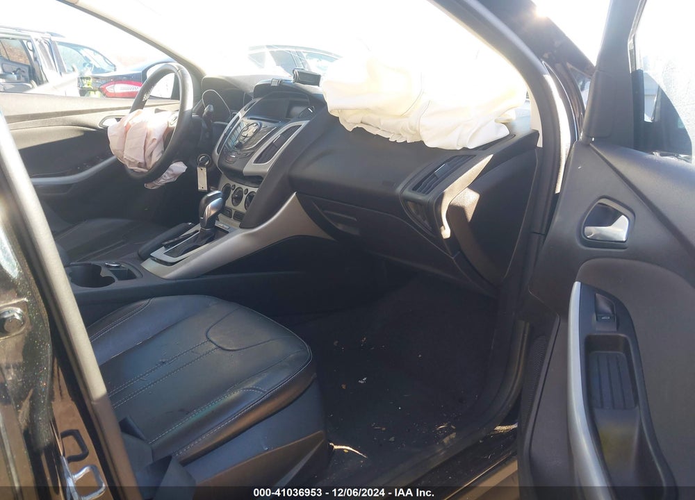 2014 FORD FOCUS SE VIN: 1FADP3F22EL267966