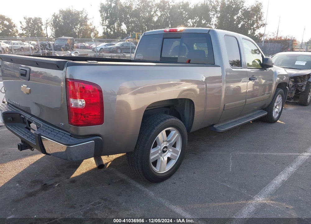 2007 CHEVROLET SILVERADO 1500 LT1 VIN: 1GCEC19J07Z619802