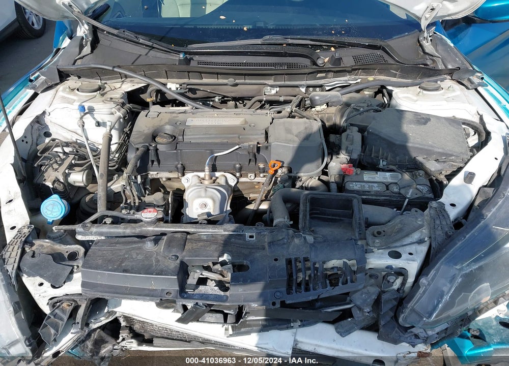 2015 HONDA ACCORD LX VIN: 1HGCR2F3XFA219942